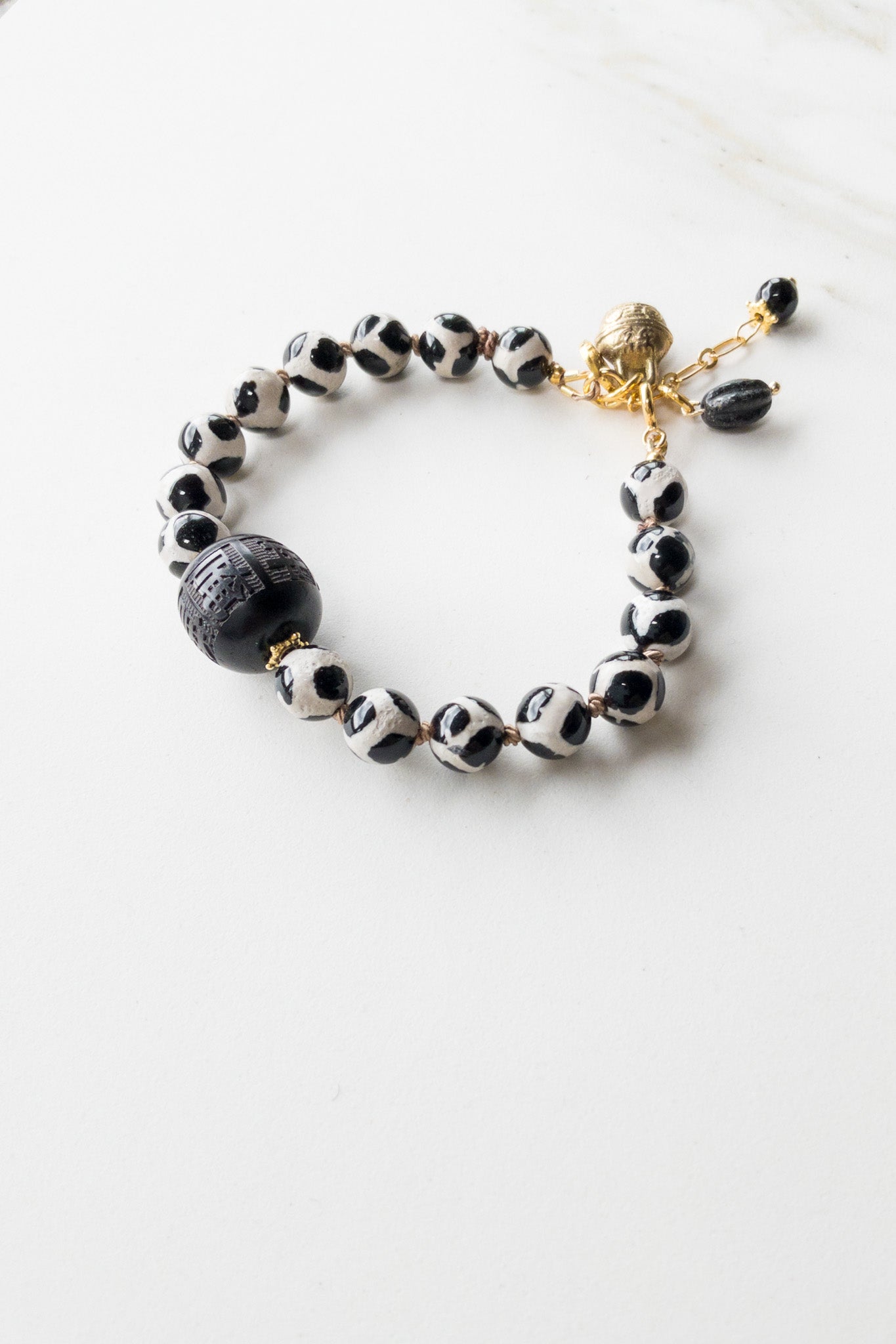 OM Mantra Bracelet “Melody Mantra” Collection
Agate Dzi - shashā yoga jewellery