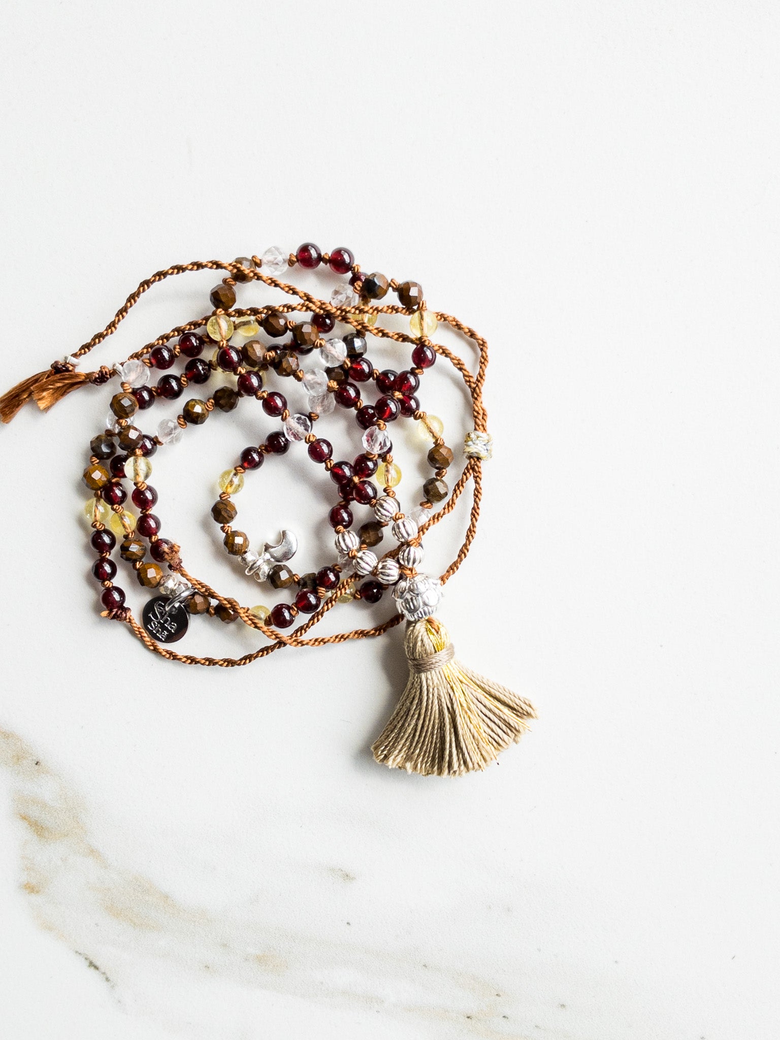 « Roots » Mini Mala 108  beads - Garnet, Bronzite & clear Quartz - ShaSha Yoga and Mindfulness Jewellery - Gemstone Jewellery