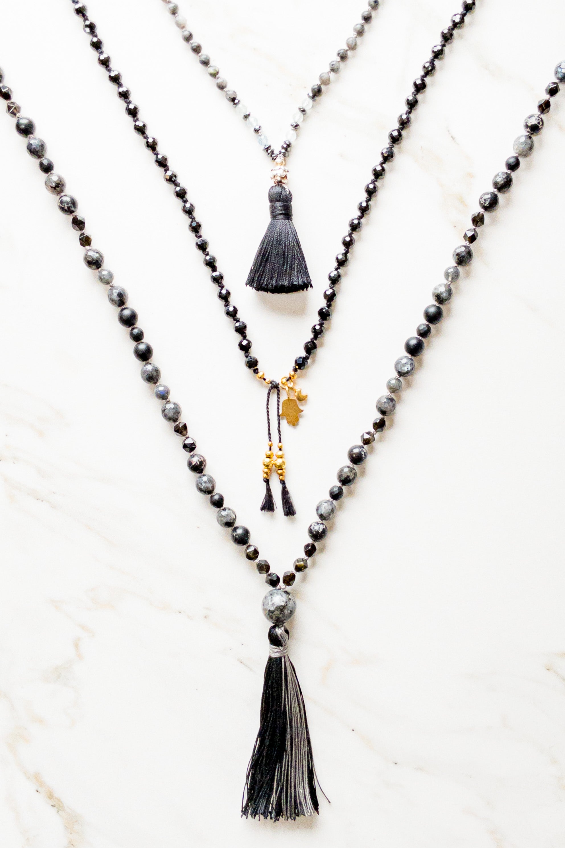 Shashā yoga jewellery Switzerland - black Japamala 108 beads