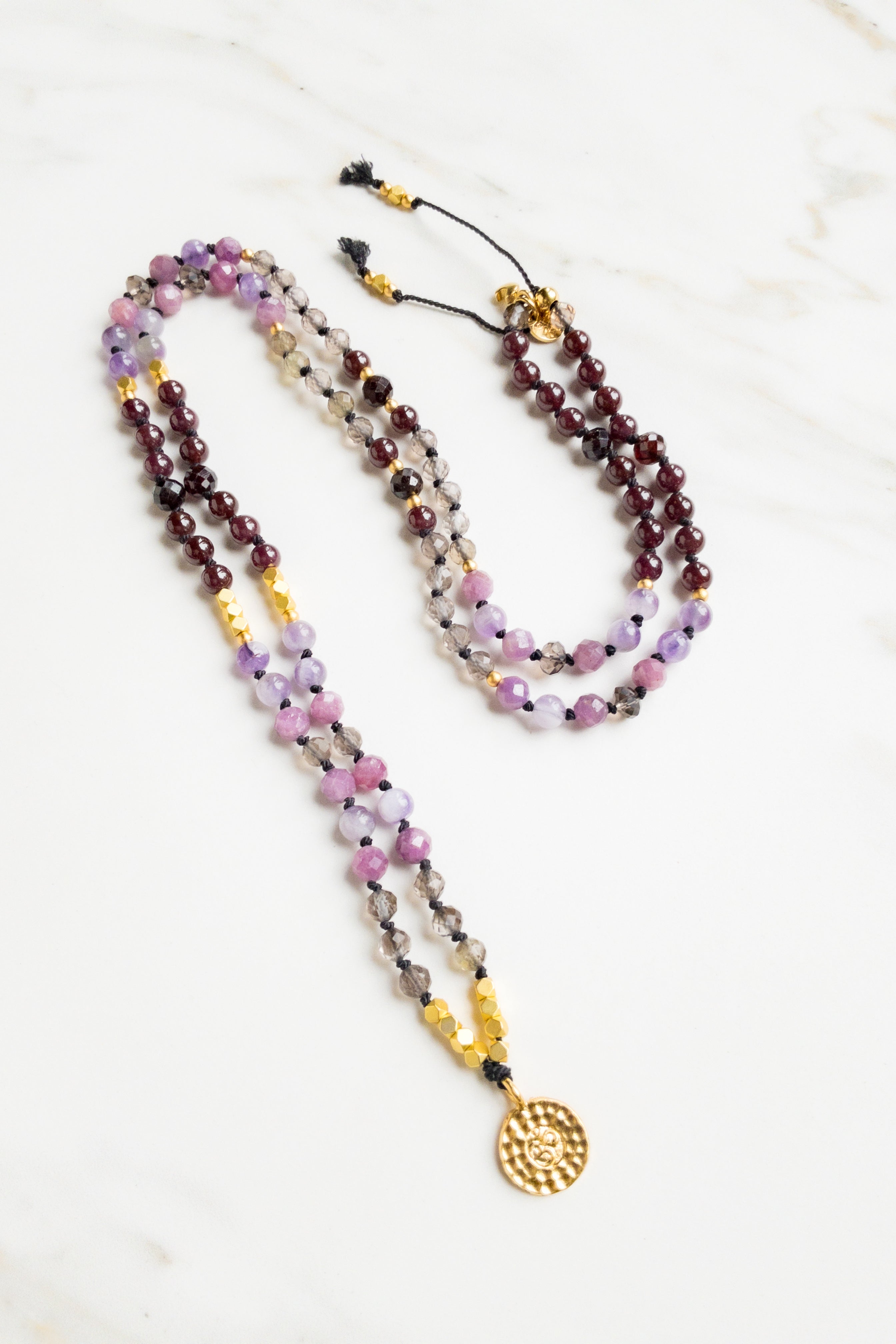 Vihamala -  Mala of Courage - OM - Indradhanush  - shashā jewellery méditation tools Switzerland 