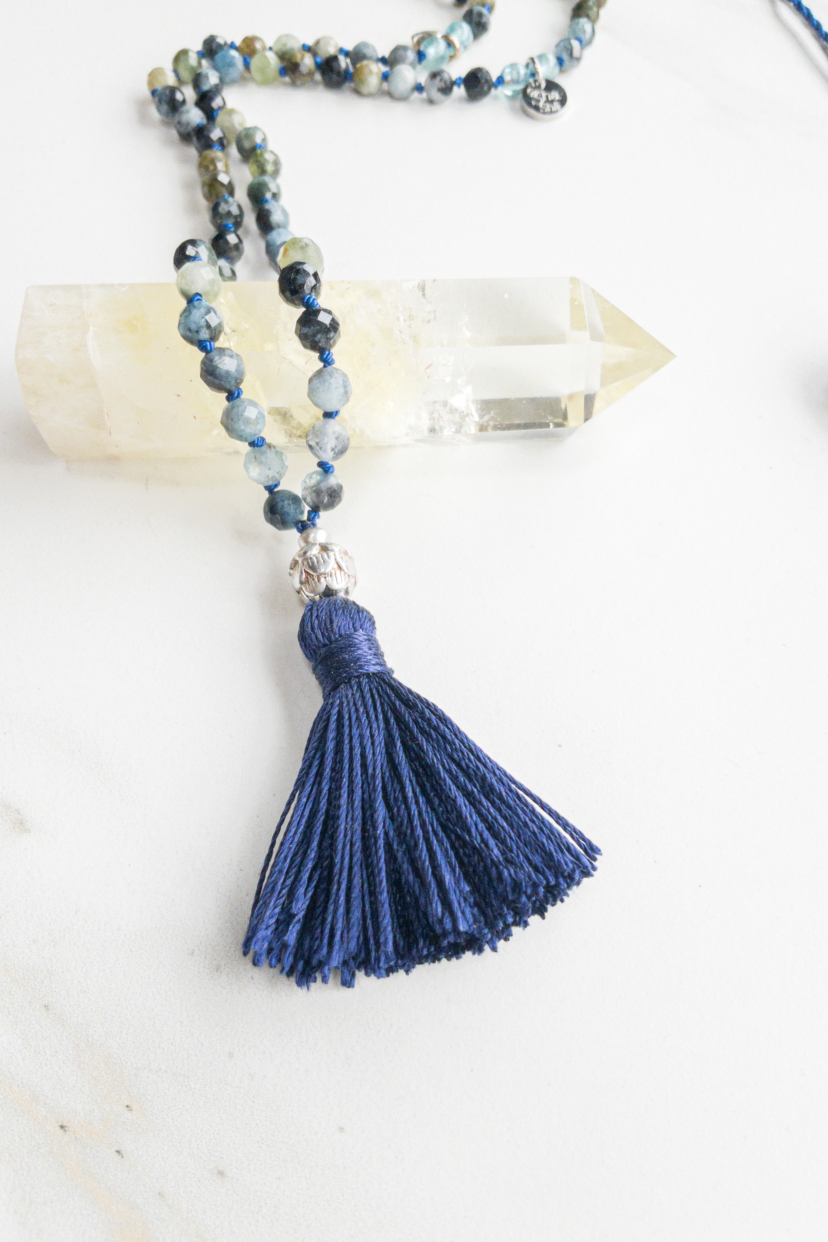 ShaSha "Roots" mini Mala - Green and Blue Aquamarine - shashā yoga jewellery store Switzerland 