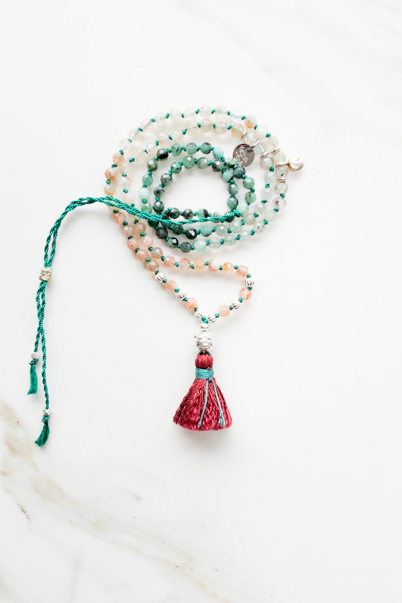 Shashā Mini Mala 108 - Emerald & Sunstone - travel Mala - yoga inspired jewellery 