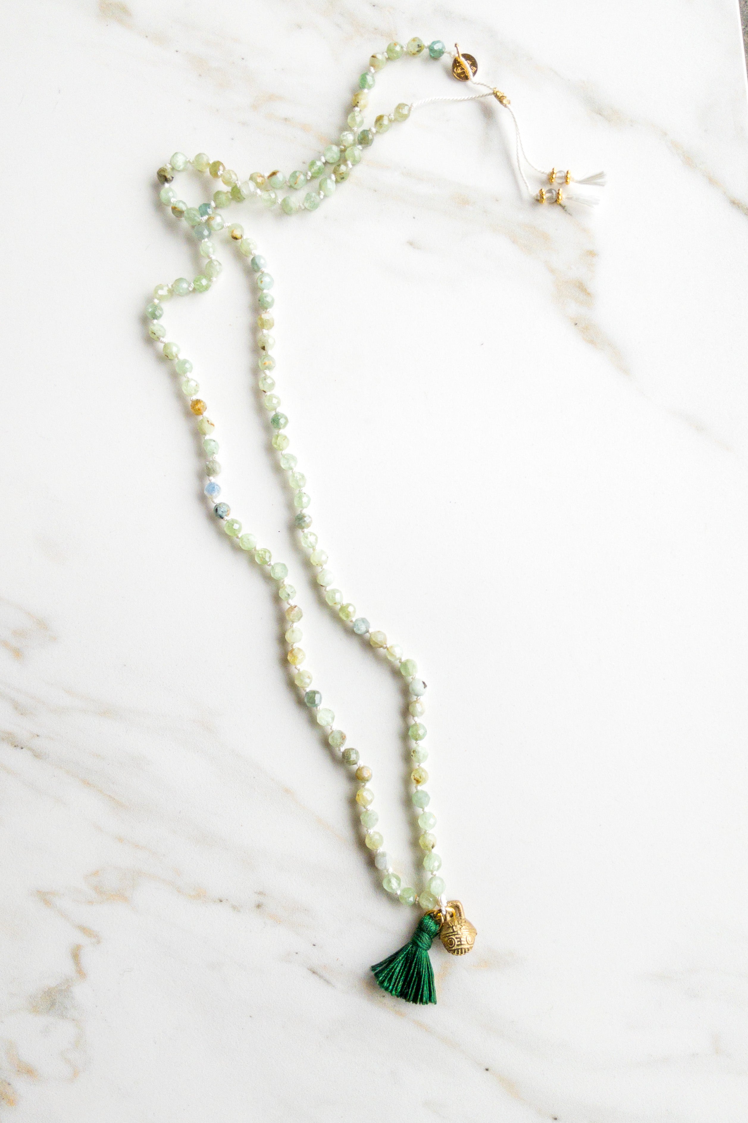 ShaSha « Roots » mini mala 108 - Green Kyanite - shashā jewelry Switzerland 