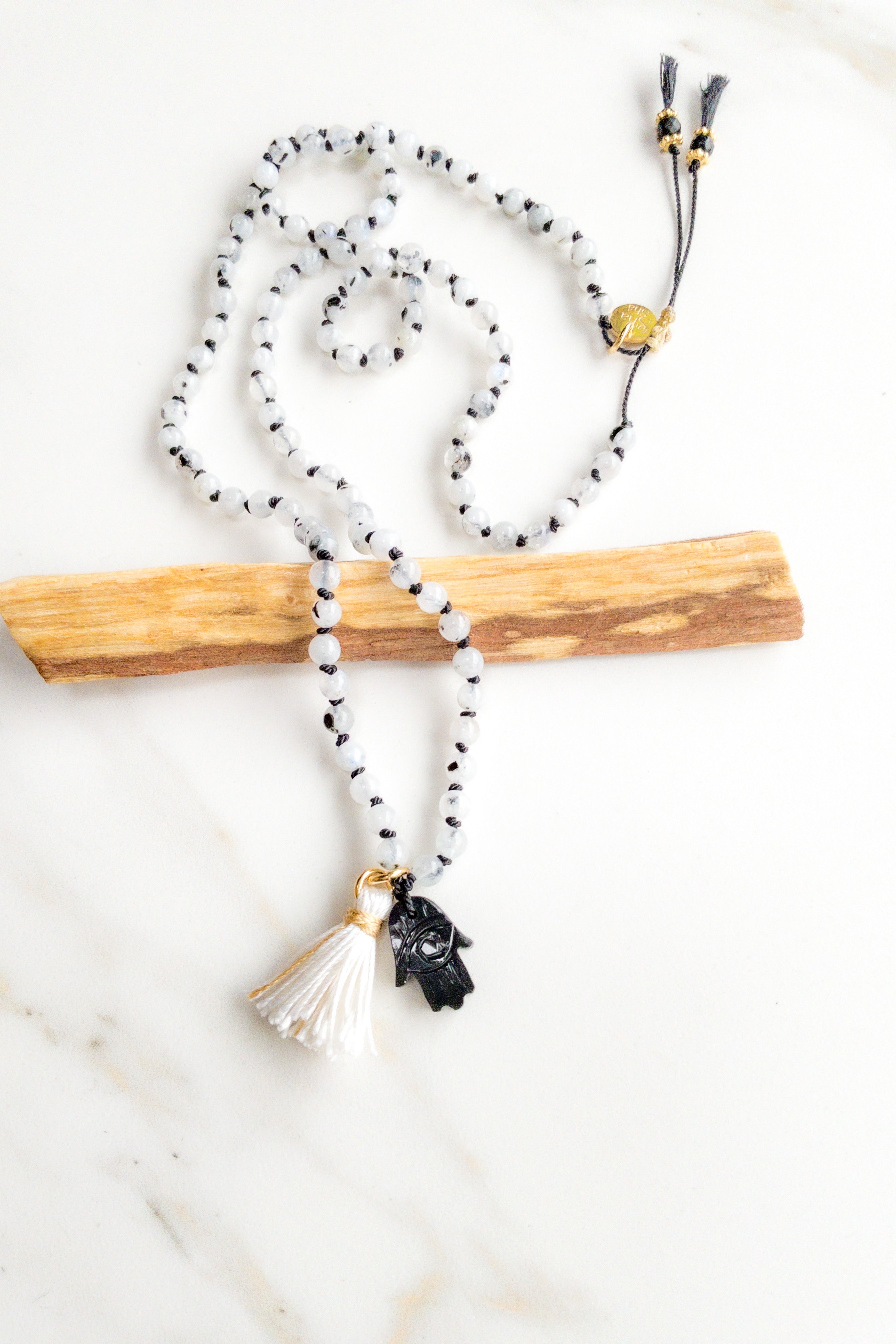 ShaSha « Roots » mini mala 108 - Blue flash Moonstone & Onyx - shashā jewelry Switzerland 