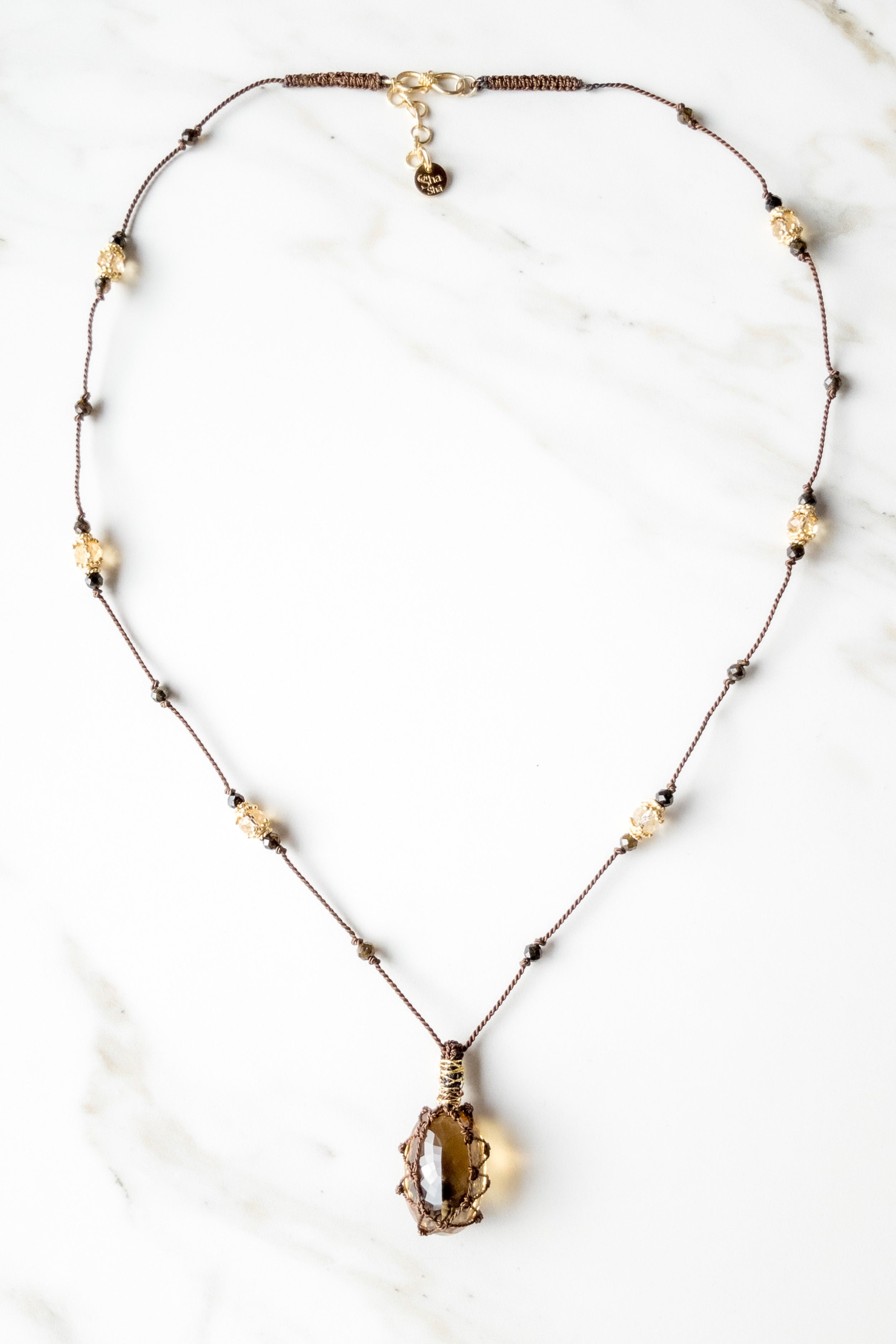 Honey Quartz « Aabha » Necklace - India inspired jewelry - Shasha Switzerland