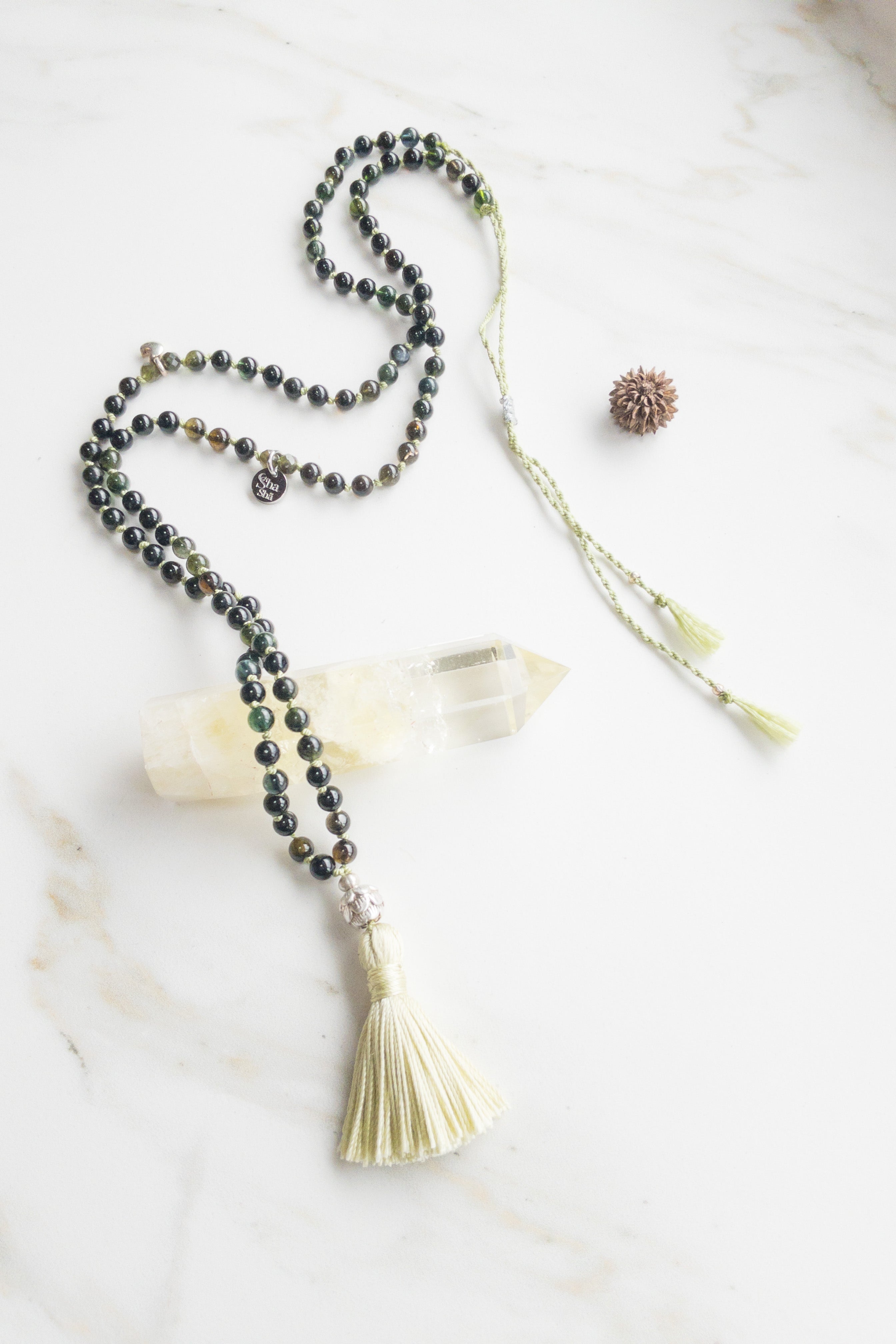 ShaSha "Roots" mini Mala - Smooth Green Tourmaline - shashā yoga jewellery store Switzerland 