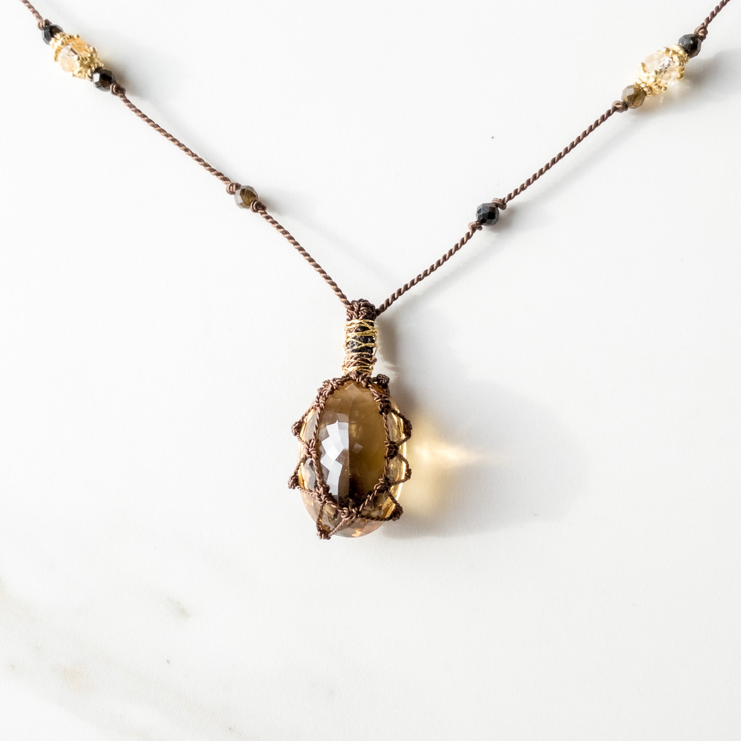 Honey Quartz « Aabha » Necklace - Gemstone jewelry - shasha jewelry