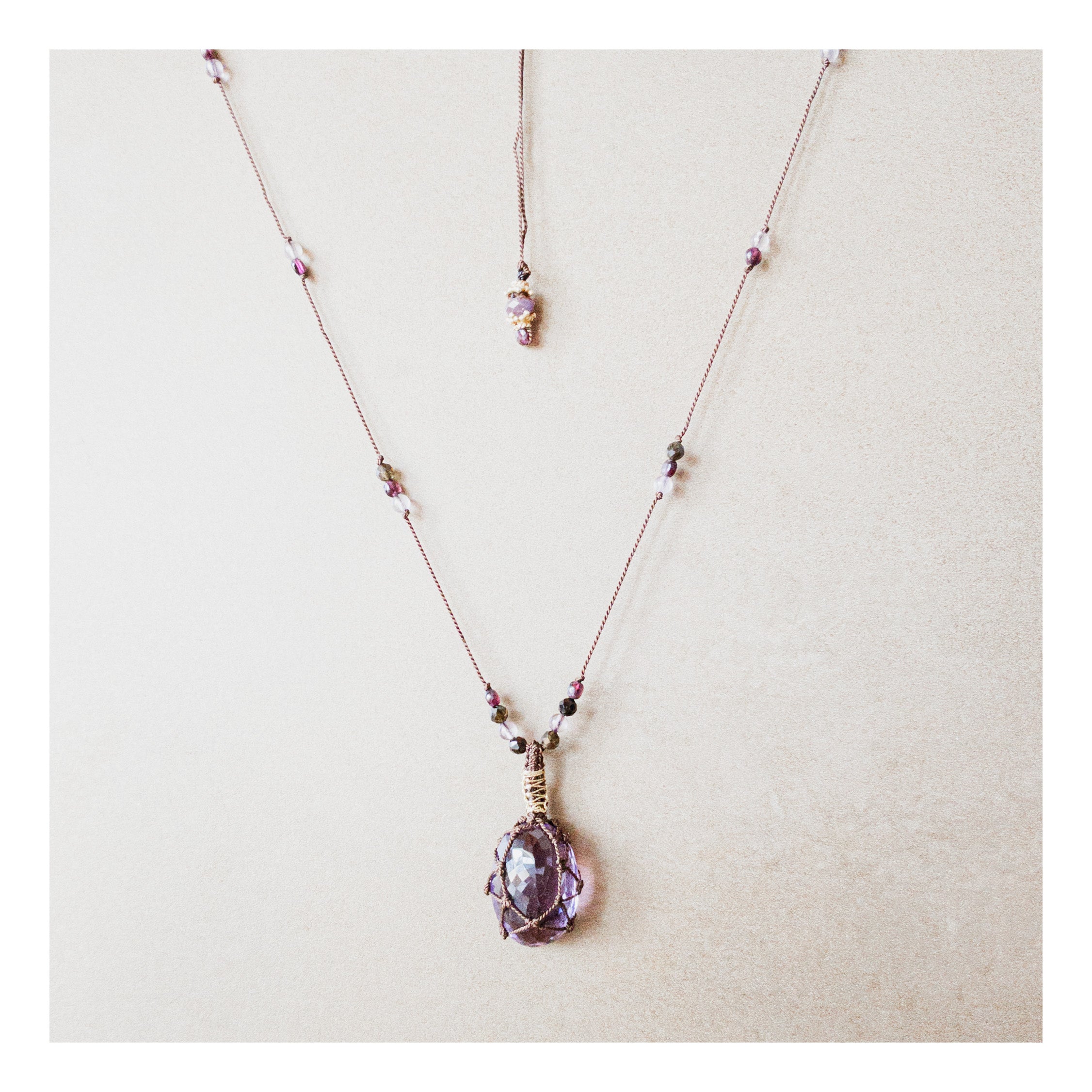 Purple Amethyst « Aabha » Necklace - Talisman - Shashā jewellery 